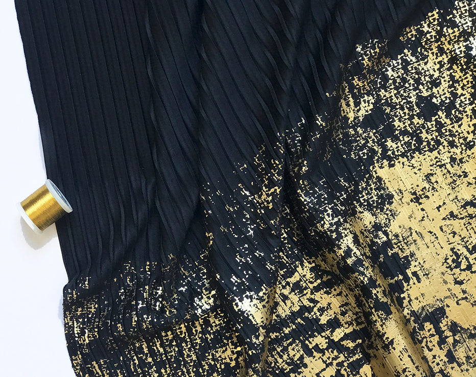 Hand Printed Bremen Pleat by Lotte Martens