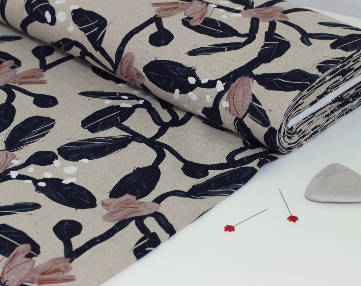 Japanese Linen Mix 'Lola' by Hokkoh