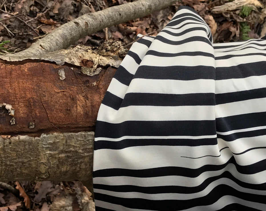 Stripe Organic Jersey by Aarrekid